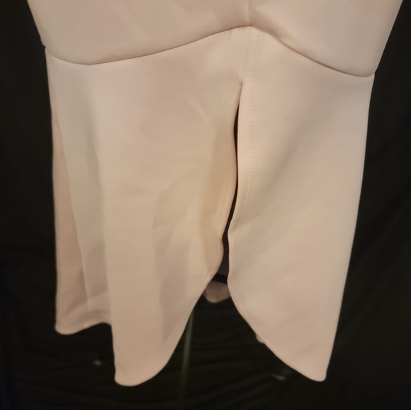 Rose Med Dress - Picture 2 of 3